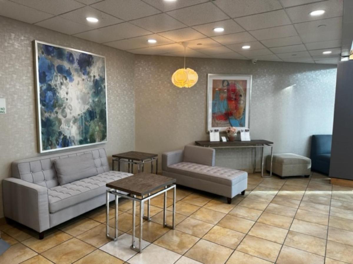 Holiday Inn Chicago - Elk Grove, An Ihg Hotel Elk Grove Village Exterior foto